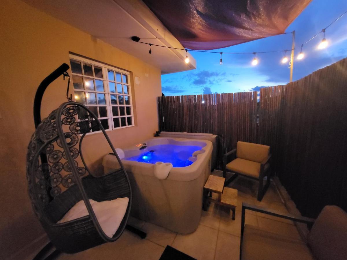 Апартаменти Private Jacuzzi Oasis With Mountain Views And Free Parking Понсе Екстер'єр фото